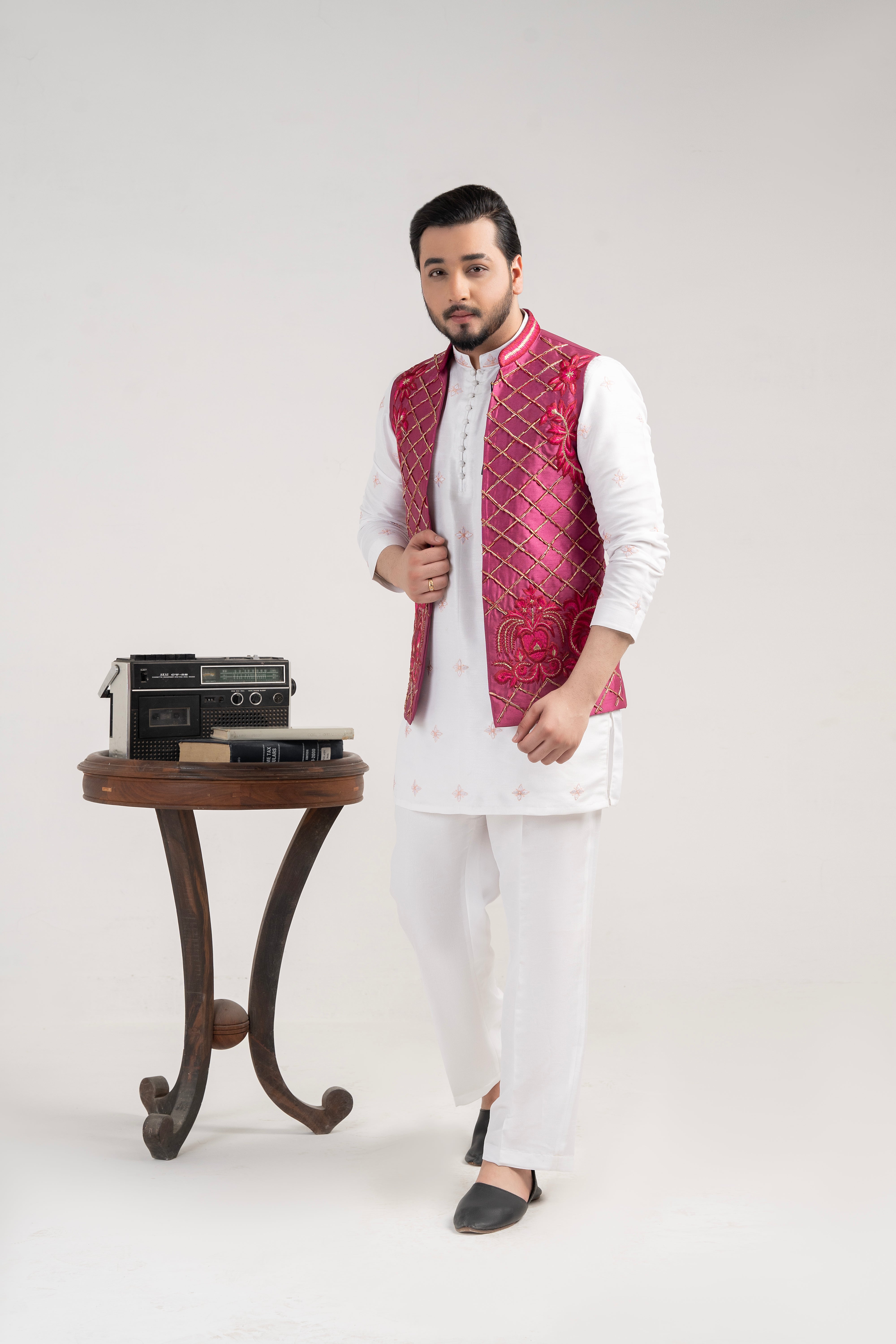 Magenta Thread-Embroidered Silk Waistcoat Kurta (3-Piece) - Image 1