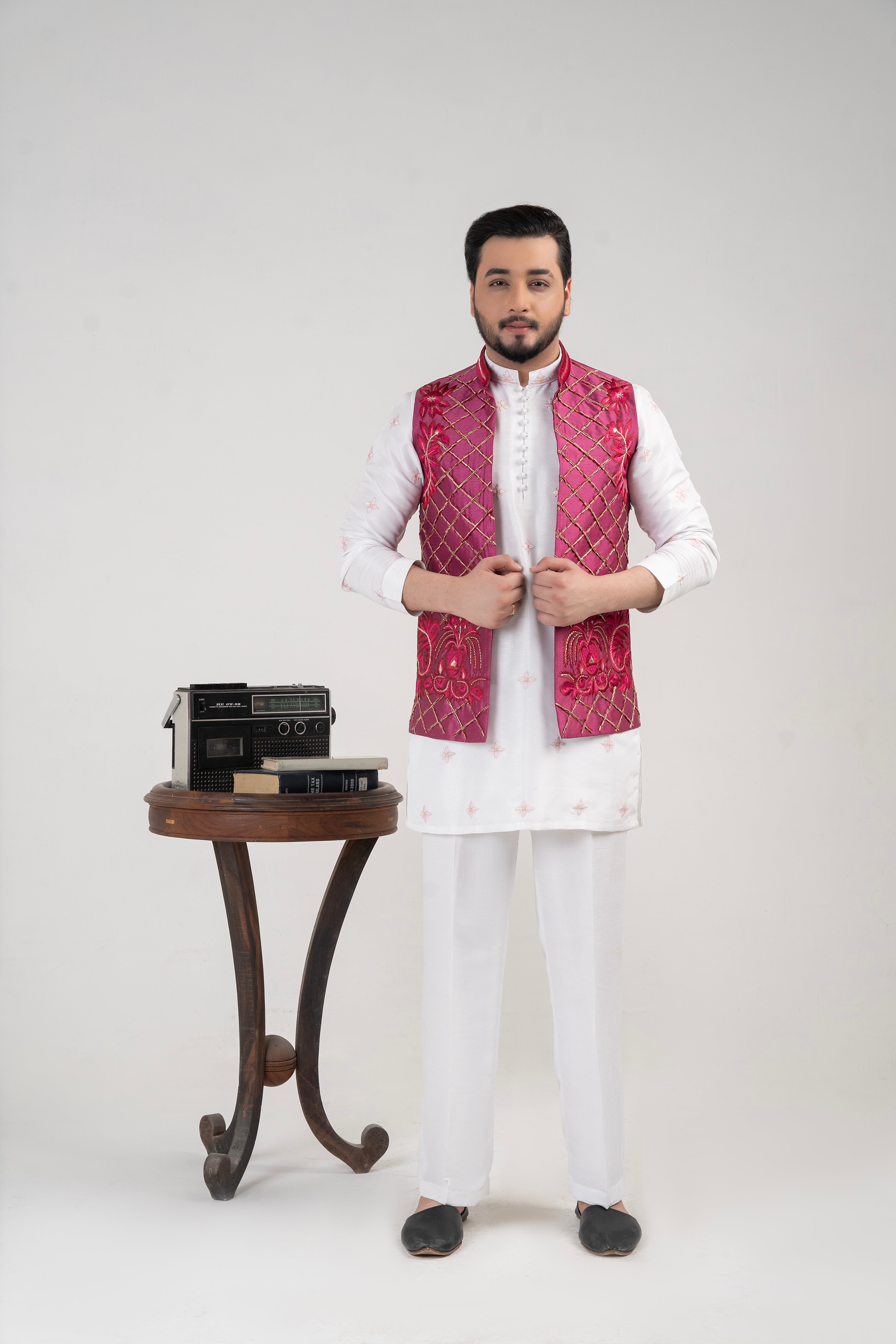 Magenta Thread-Embroidered Silk Waistcoat Kurta (3-Piece) - Image 2