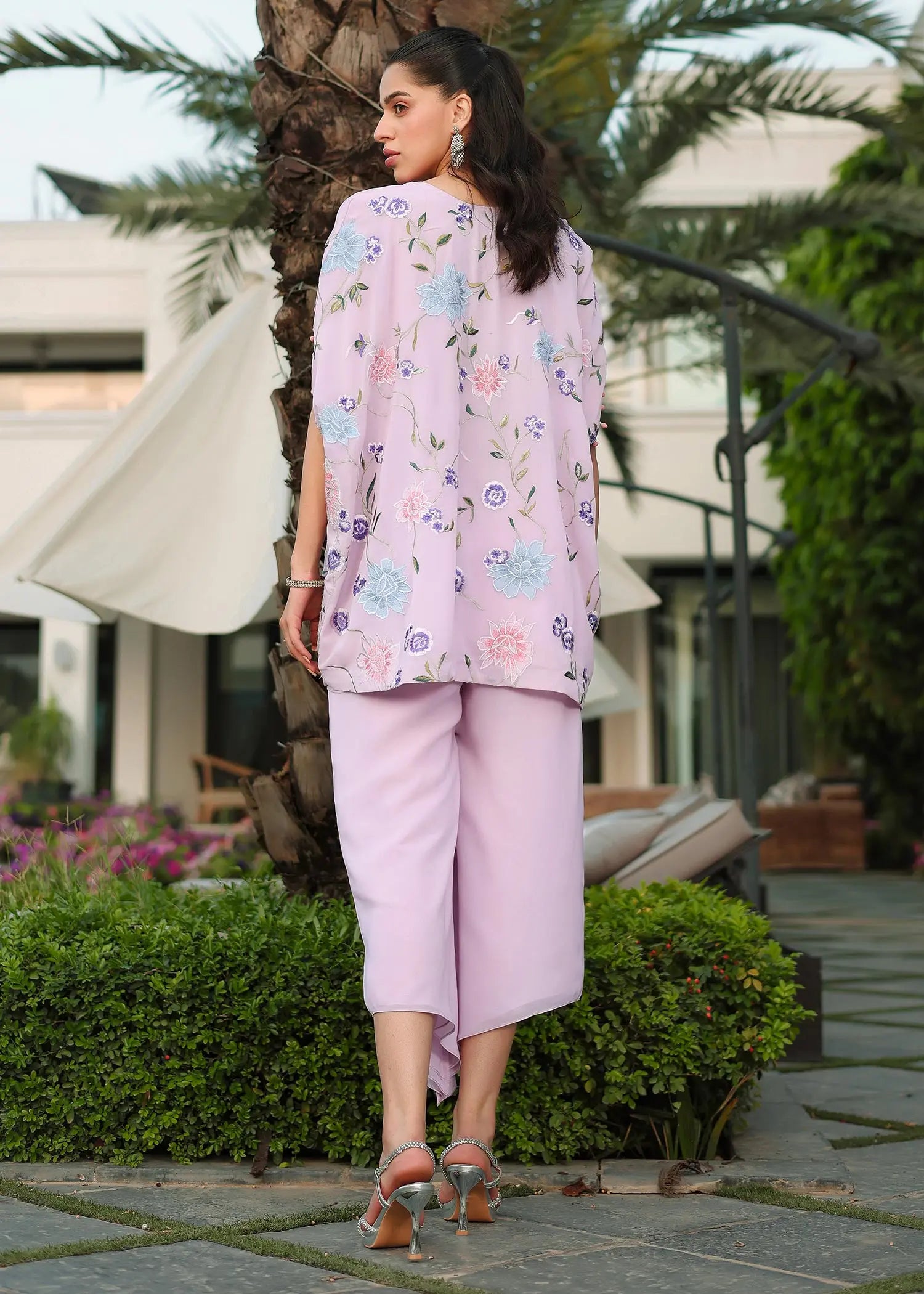 Light Pink Floral Embroidered Georgette Cape (2-Piece) - Image 7