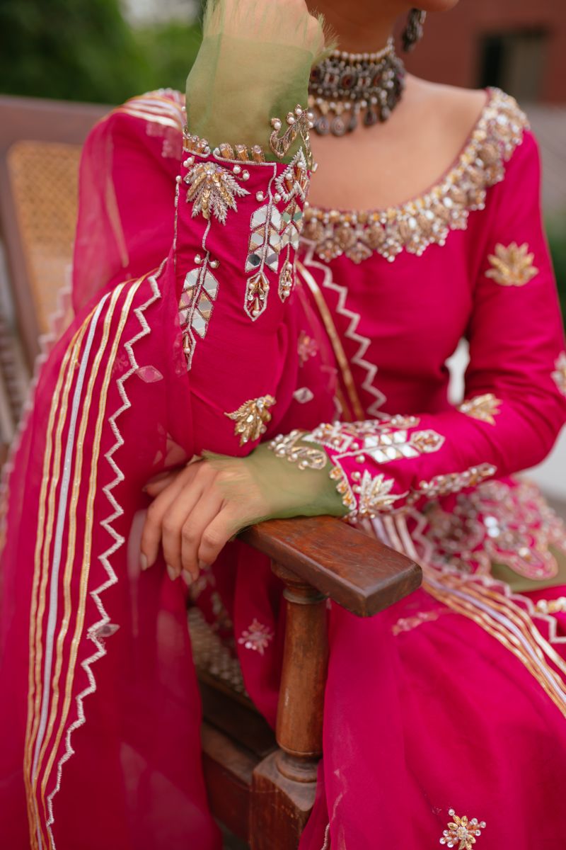 Pakistani Hot Pink Embroidered Raw Silk Gharara Set (3-Piece) - Image 5