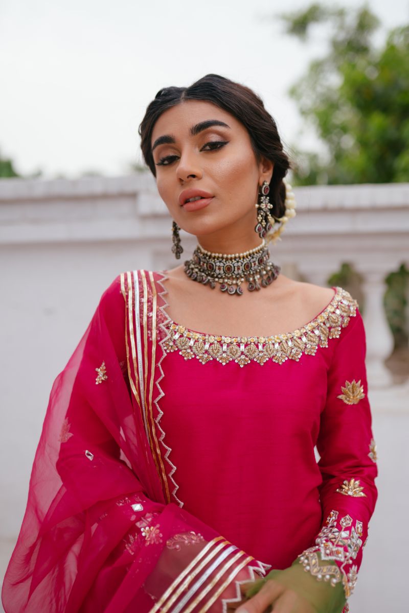 Pakistani Hot Pink Embroidered Raw Silk Gharara Set (3-Piece) - Image 8