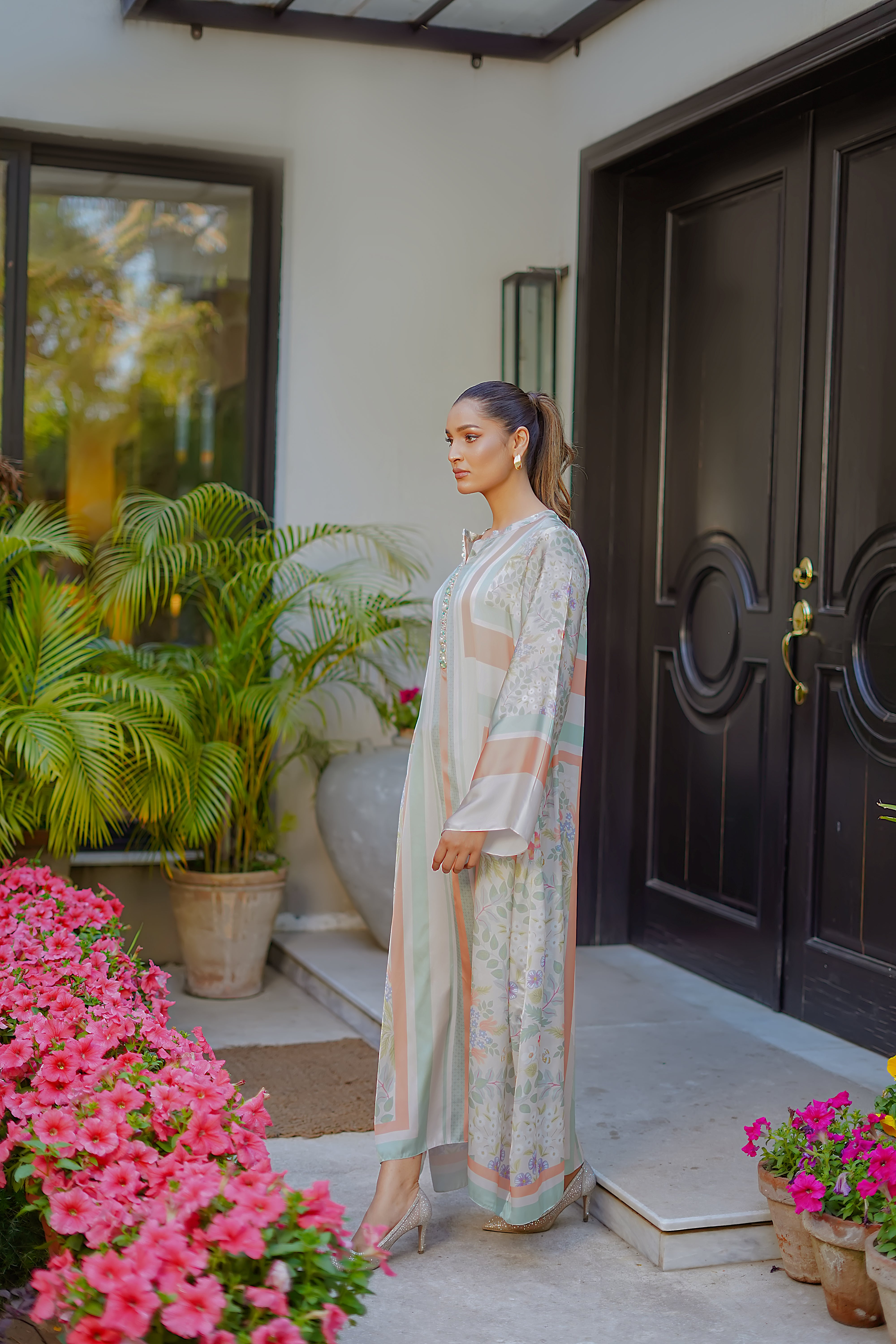 Pakistani Pastel Blush Printed Charmeuse Silk Kaftan (1-Pc) - Image 3