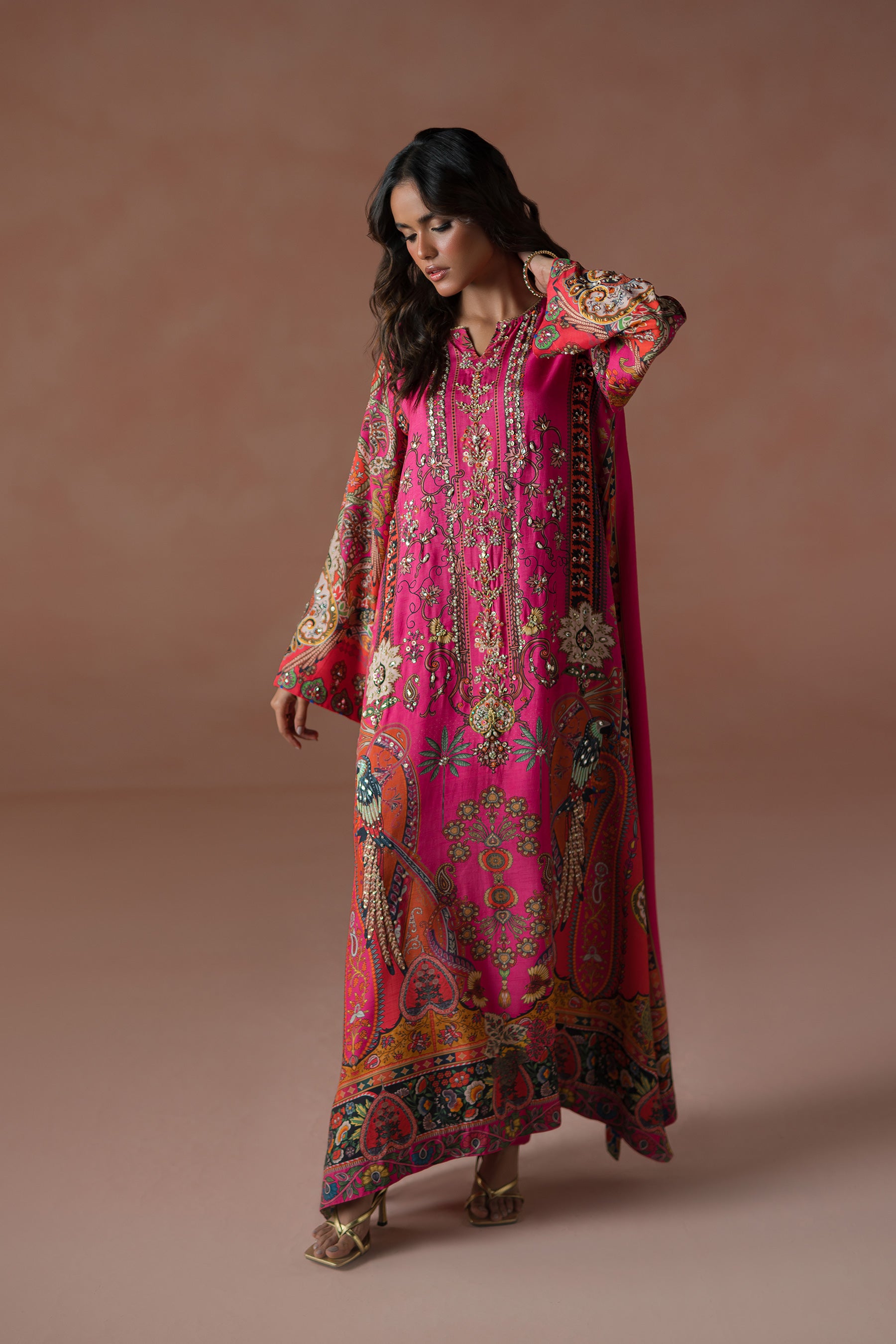 Pakistani Hot Pink Hand-Embellished Silk Kaftan Set (2-Piece) - Image 3