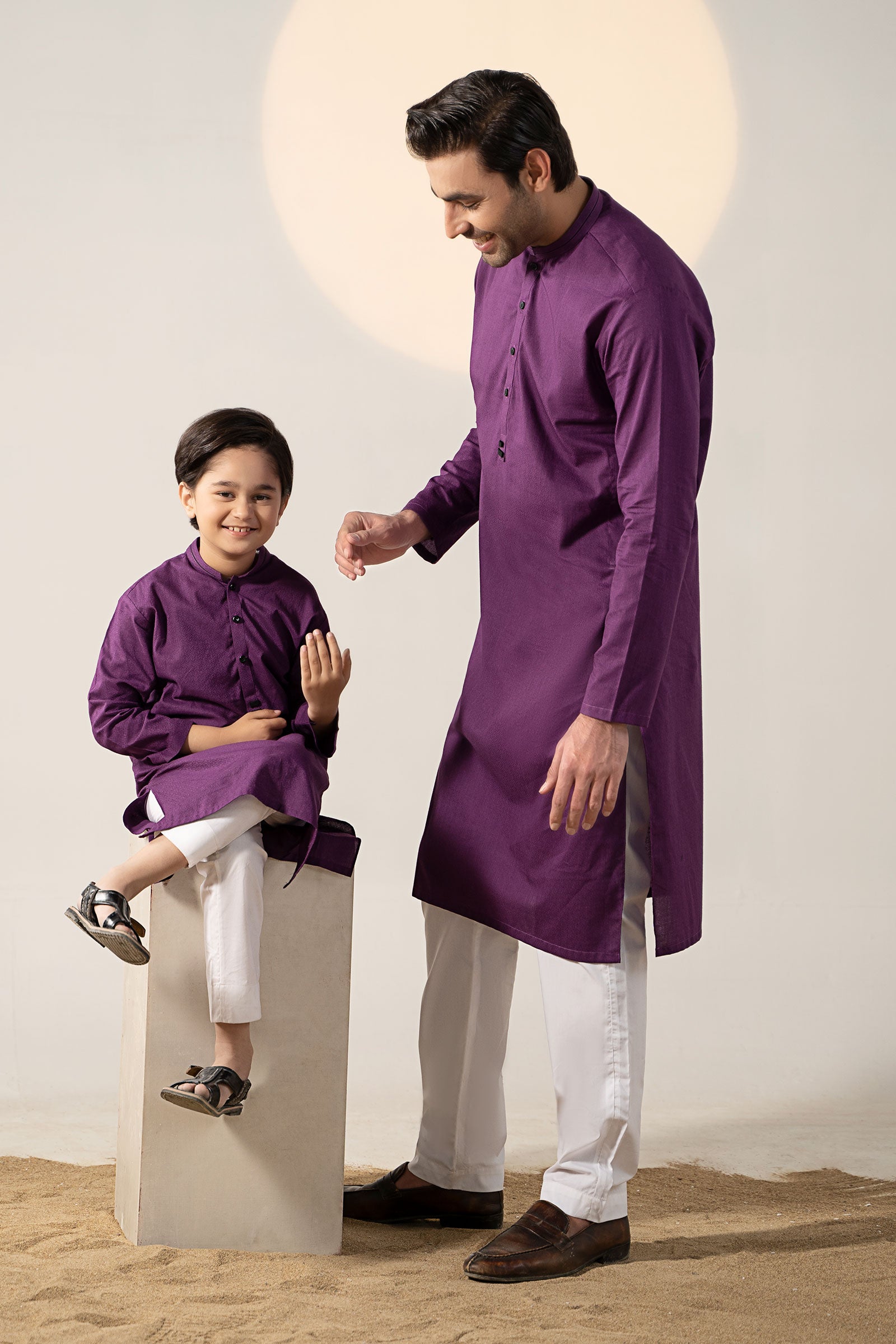 Magenta Self-Texture Dobby Kurta (2-Piece) - Image 2