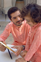 Ombre Pink Schiffli Cotton Kurta Pajama (2-Piece) - Image 3