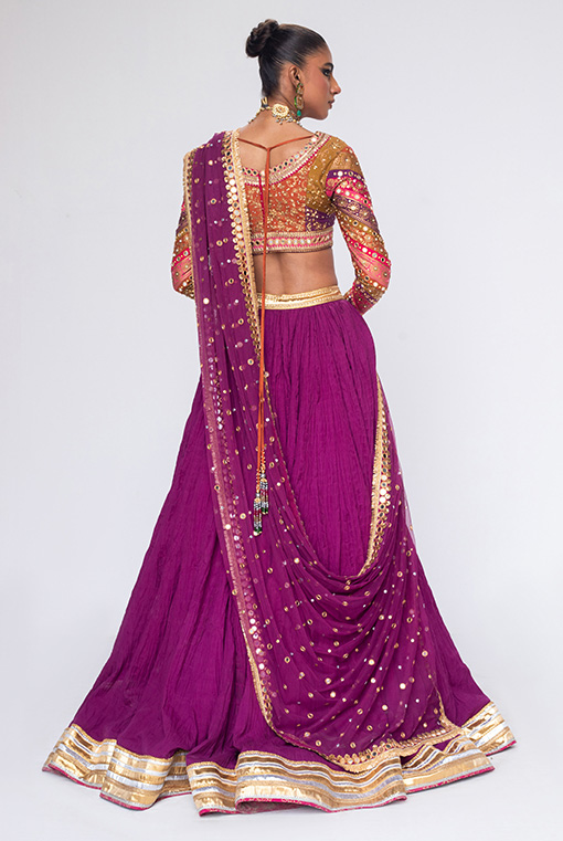 Pakistani Magenta Chattapatti Embroidered Crushed Lehenga (3-Piece) - Image 4