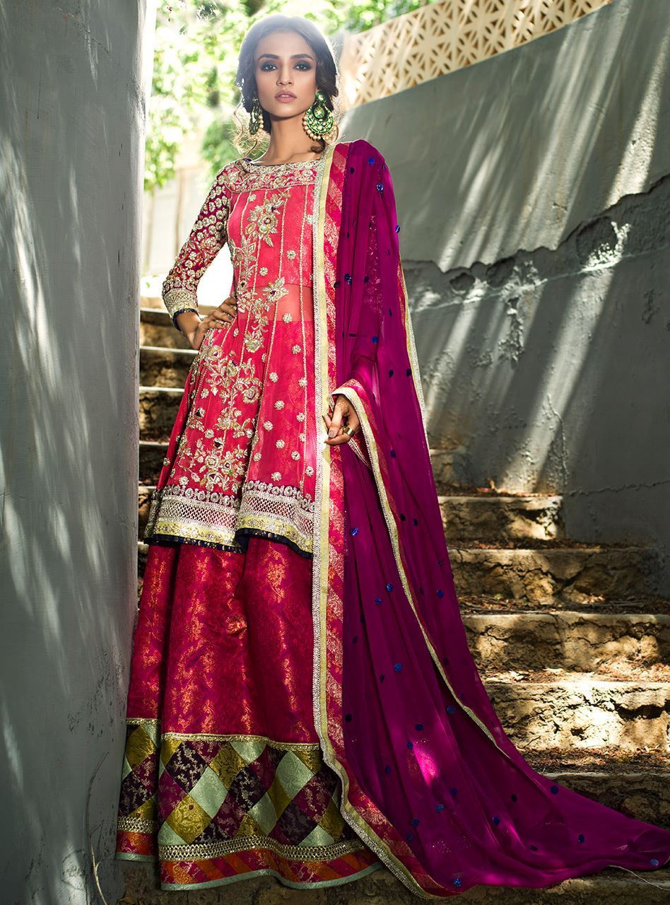 Melon Pink Embellished Net & Jamawar Lehenga (3-Piece) - Image 1