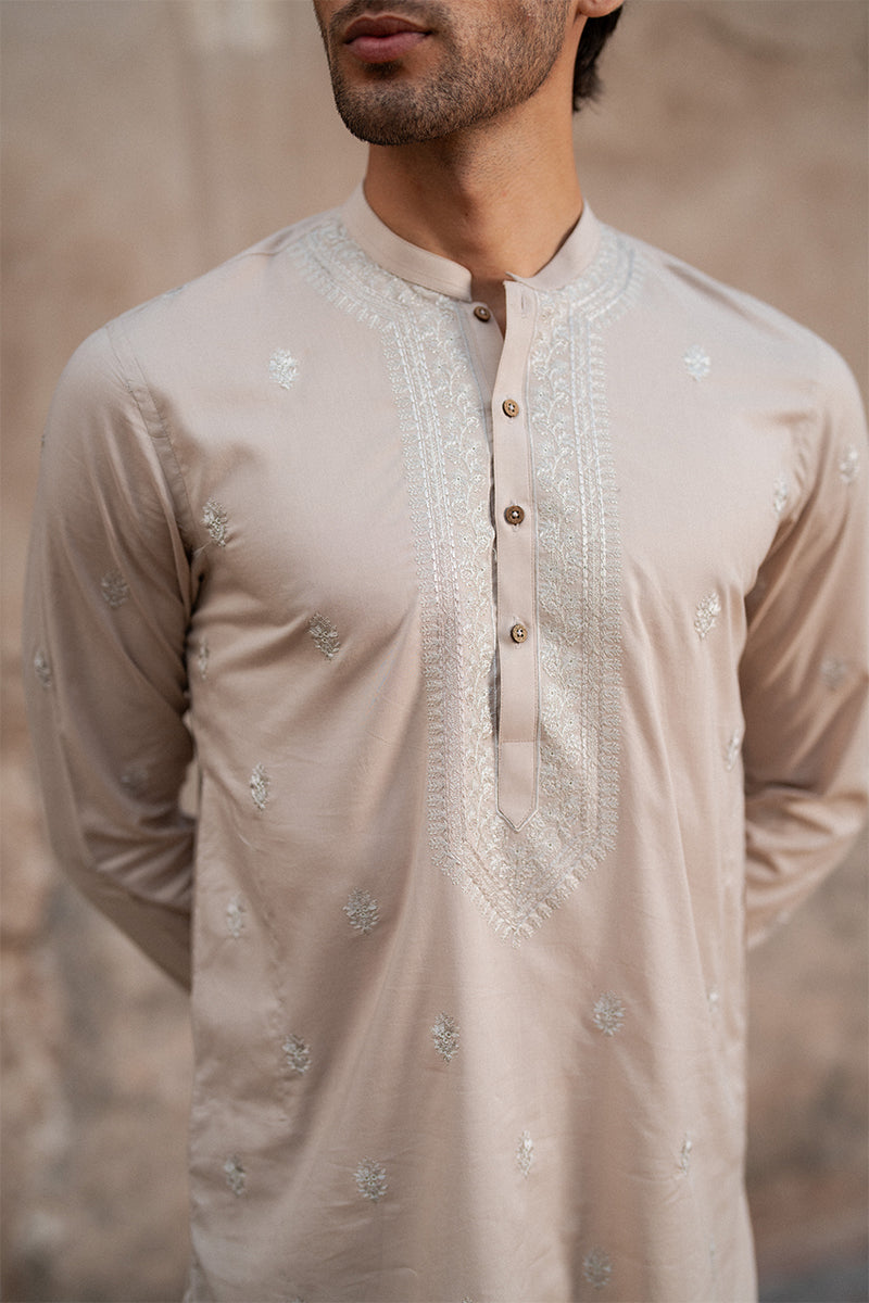 Salmon Pink Embroidered Cotton Kurta Pajama (2-Piece) - Image 3