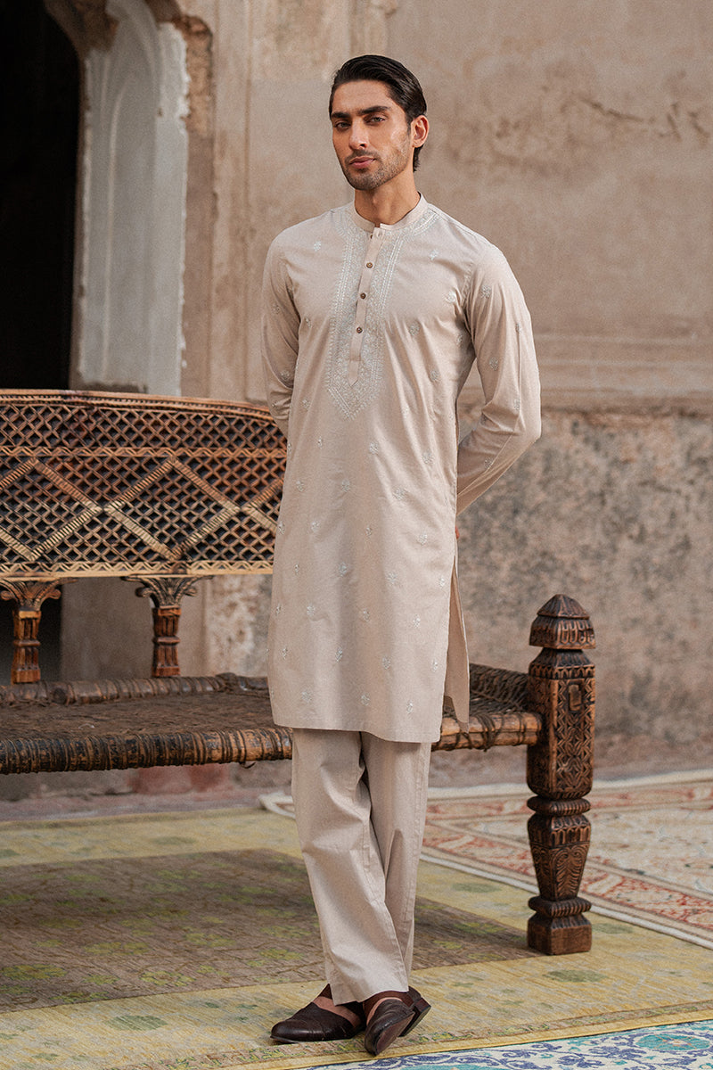 Salmon Pink Embroidered Cotton Kurta Pajama (2-Piece) - Image 4