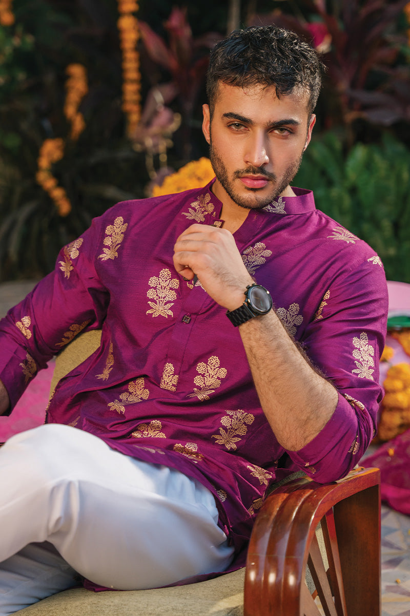 Magenta Screen-Printed Katan Silk Kurta (2-Piece) - Image 2
