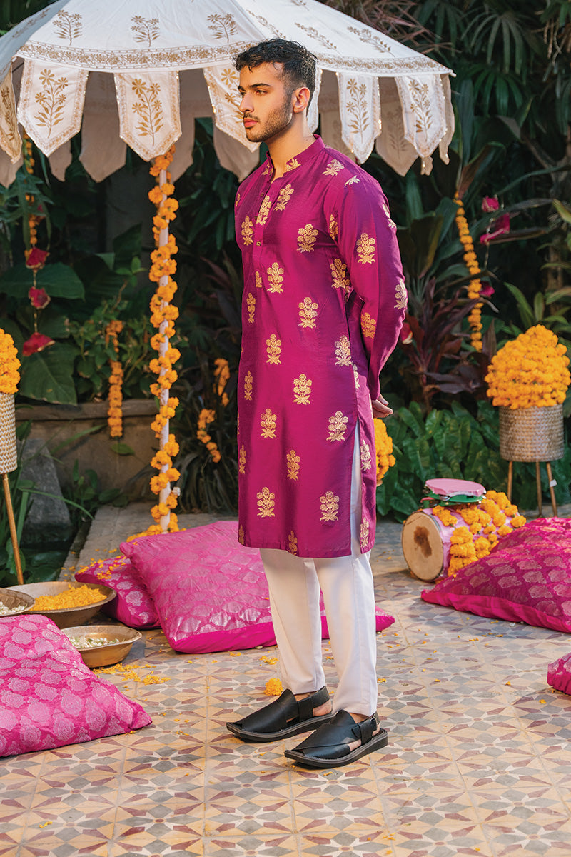 Magenta Screen-Printed Katan Silk Kurta (2-Piece) - Image 3