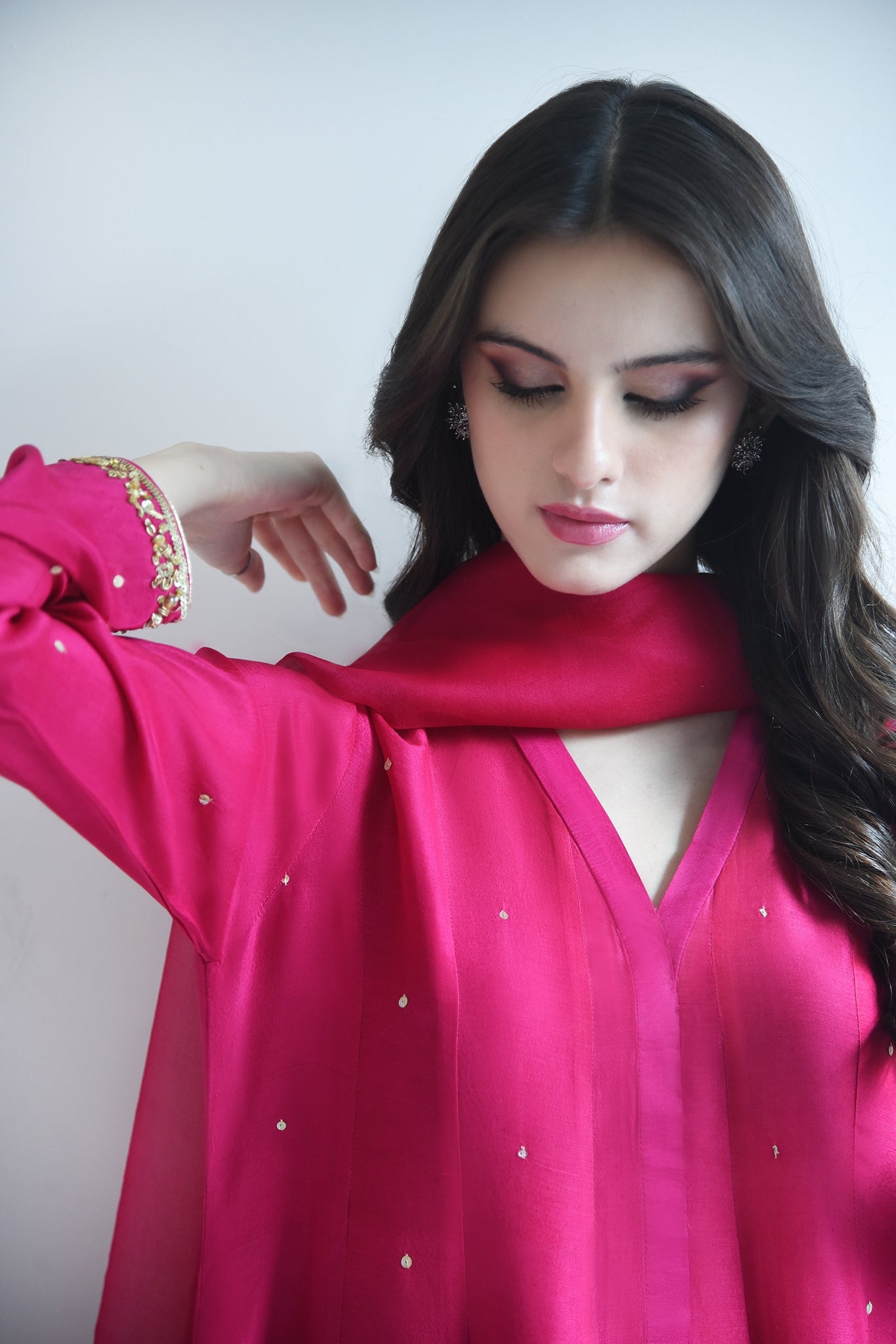 Fuchsia Gold Ada Work Raw Silk Pishwas (3-Piece) - Image 5