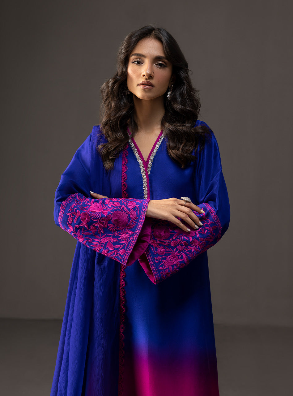 Fuchsia and Sapphire Embroidered 3-Piece Suit - Image 2