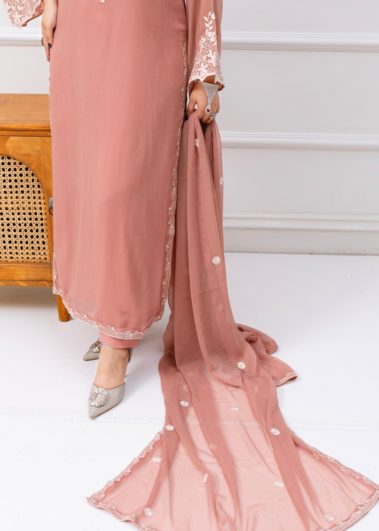 Pakistani Peach Pink Embroidered Chiffon Kurta Set (3-Piece) - Image 4