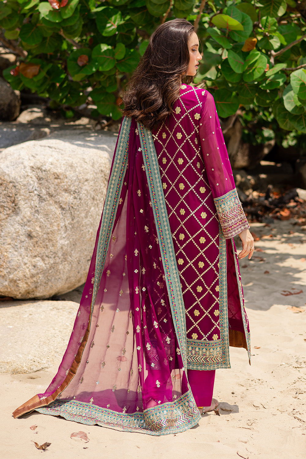 Magenta Embroidered Chiffon & Grip 3-Piece Suit - Image 3
