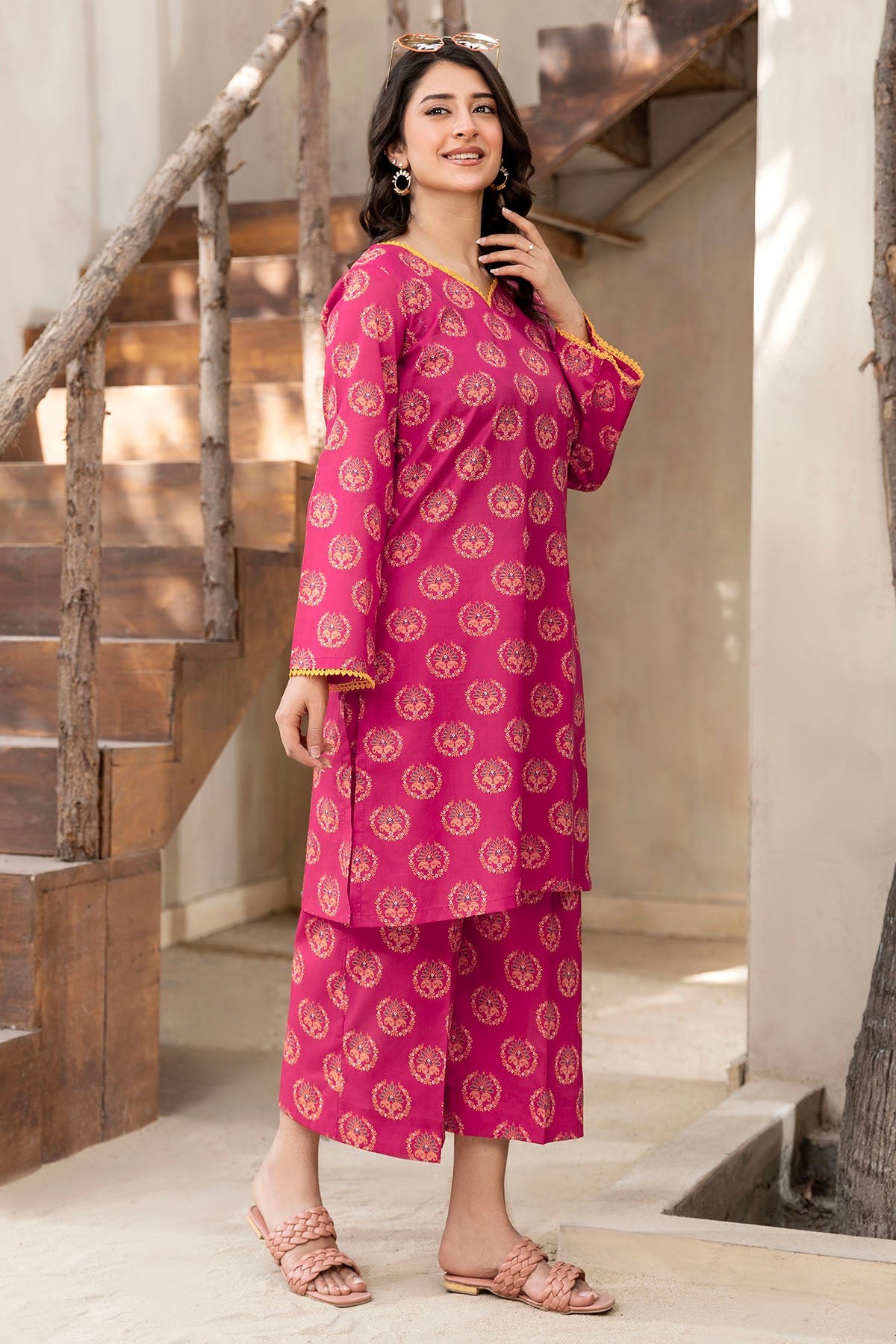 Fuchsia Digital Printed Cotton Lawn Salwar Kameez (2-Piece) - Image 4