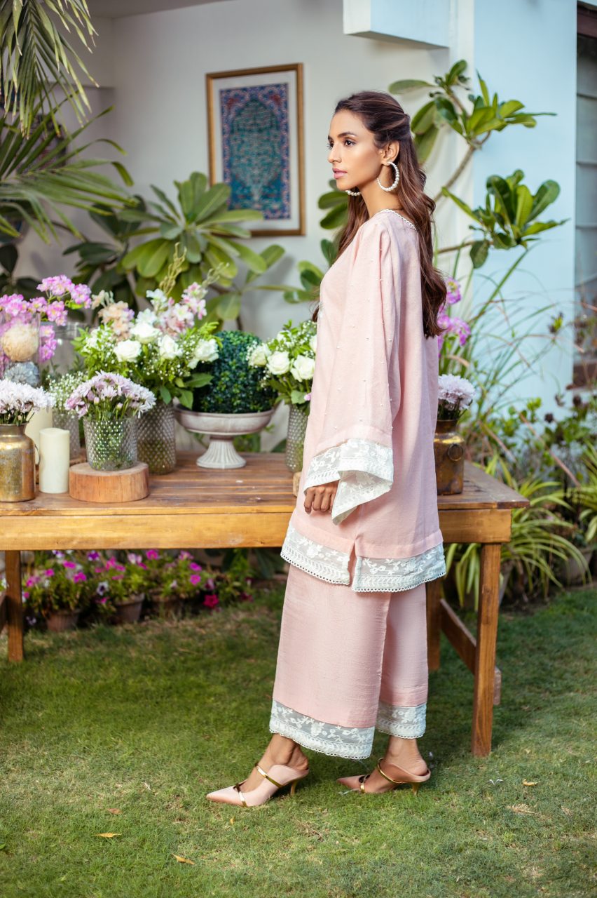 Pakistani Pink Embroidered Cotton Net Salwar Kameez (2-Piece) - Image 4