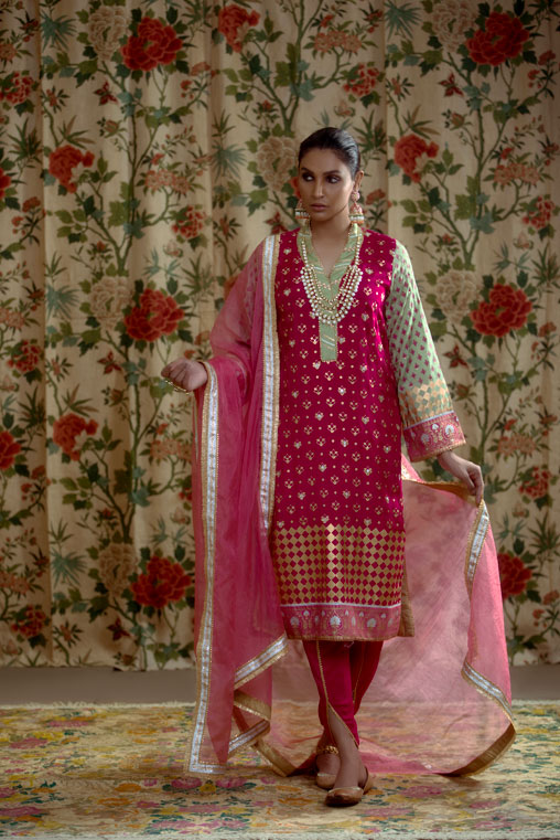 Pink Hand-Printed Cotton Silk Salwar Kameez (3-Piece) - Image 1