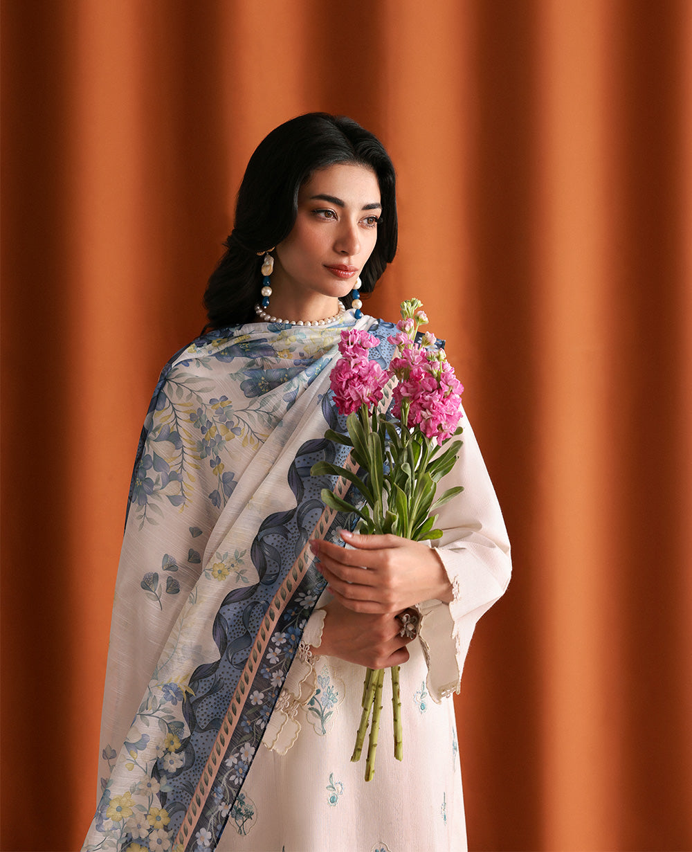 Pakistani Pastel Pink Embroidered Dobby Salwar Kameez (3-Piece) - Image 4