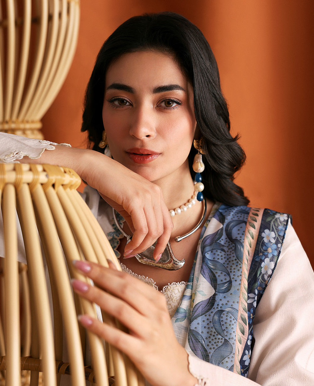 Pakistani Pastel Pink Embroidered Dobby Salwar Kameez (3-Piece) - Image 6