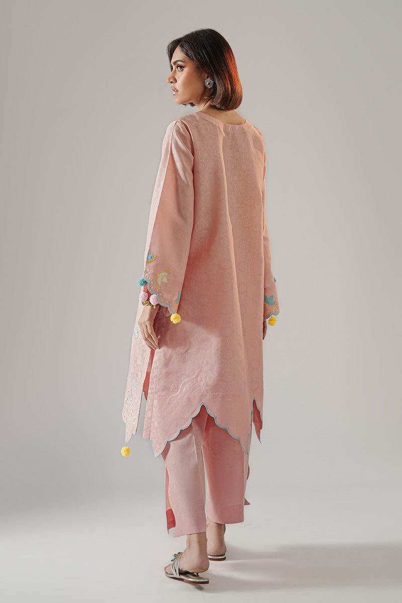 Pakistani Soft Pink Embroidered Embossed Fabric Kurta Set (2-Piece) - Image 3