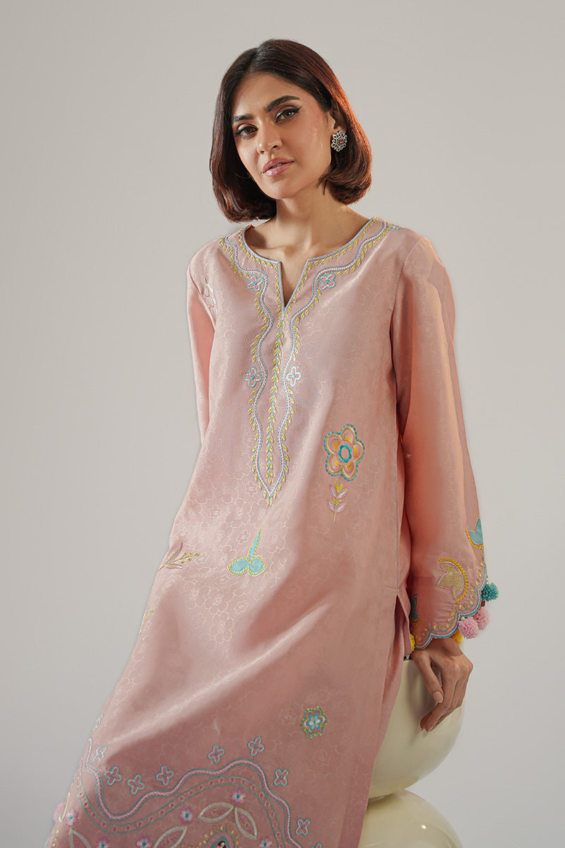 Pakistani Soft Pink Embroidered Embossed Fabric Kurta Set (2-Piece) - Image 4