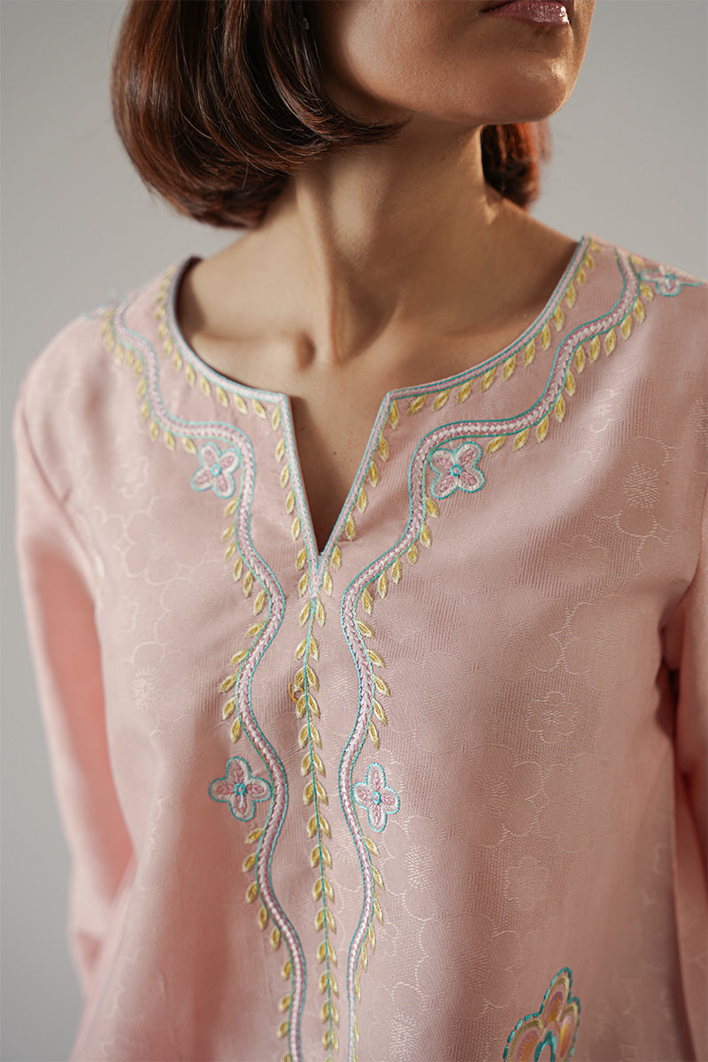Soft Pink Embroidered Embossed Fabric Kurta Set (2-Piece) - Image 6