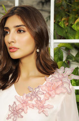 Pakistani Powder Pink 3D Floral Georgette Chiffon Salwar Kameez (2-Piece) - Image 3