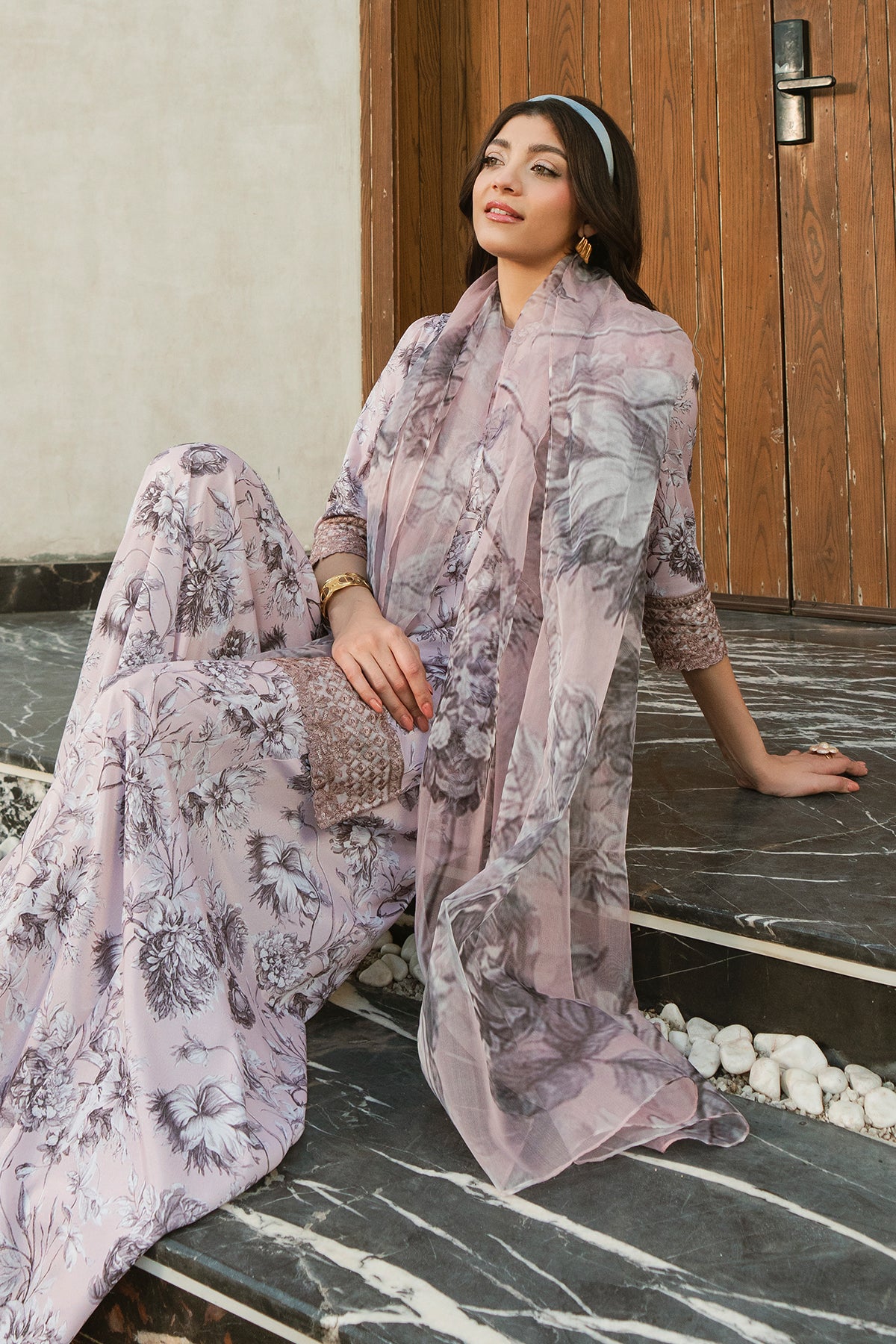 Onion Pink Floral Grip Silk Salwar Kameez (3-Piece) - Image 7