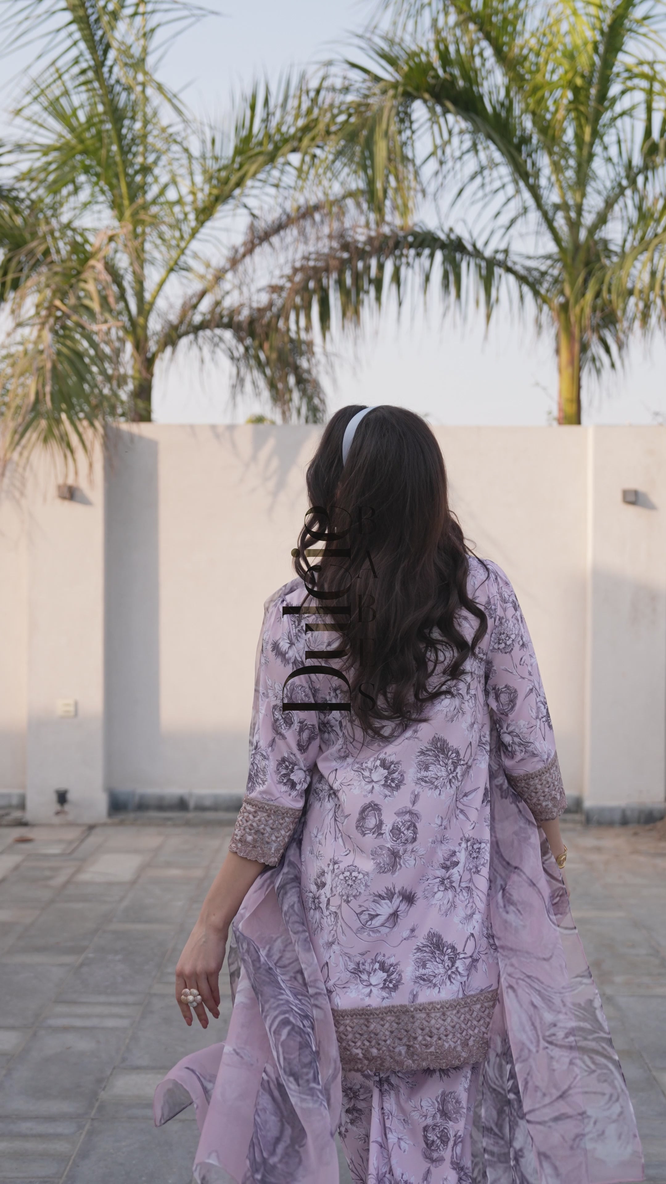 Onion Pink Floral Grip Silk Salwar Kameez (3-Piece) - Image 8