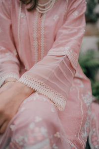 Pakistani Peach Pink Embroidered Jacquard Lawn Salwar Kameez (3-Piece) - Image 5