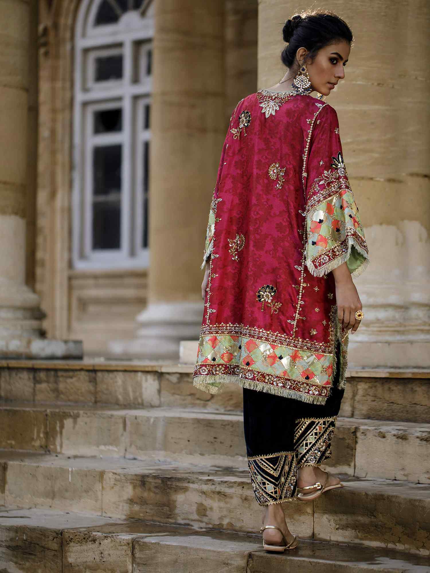 Pakistani Rani Pink Embroidered Jamavar Kurti & Velvet Izaar (2-Piece) - Image 2