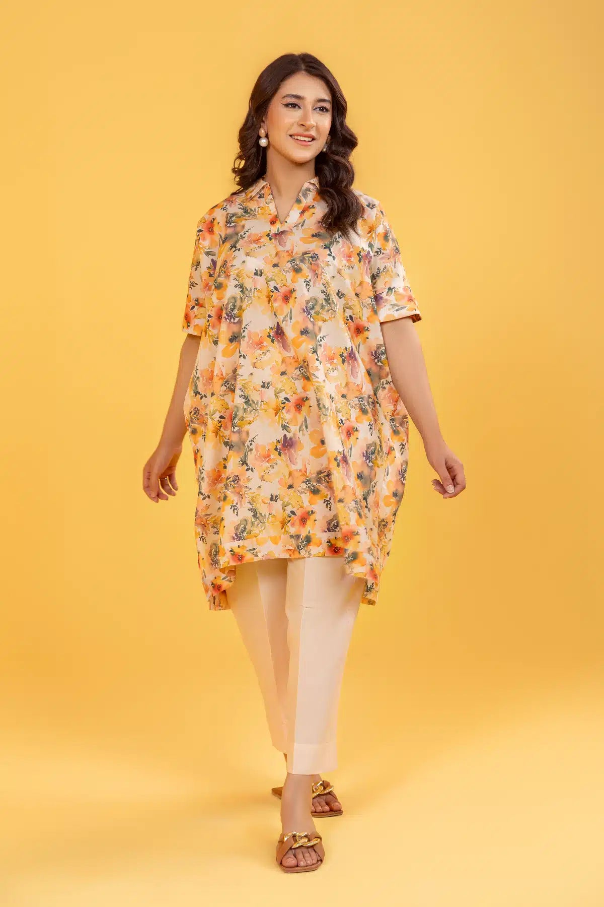 Pakistani Peach Floral Digital Printed Lawn Salwar Kameez (2-Piece) - Image 1