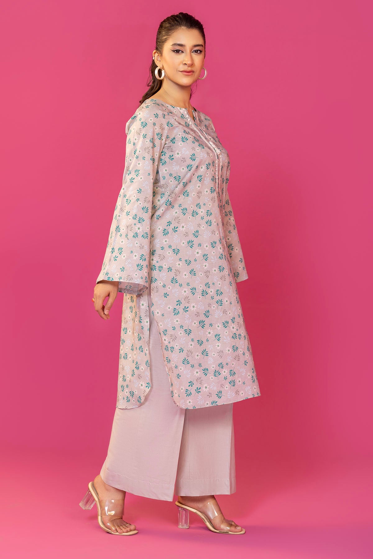 Soft Pink Digital Printed Lawn Salwar Kameez (2-Piece) - Image 4