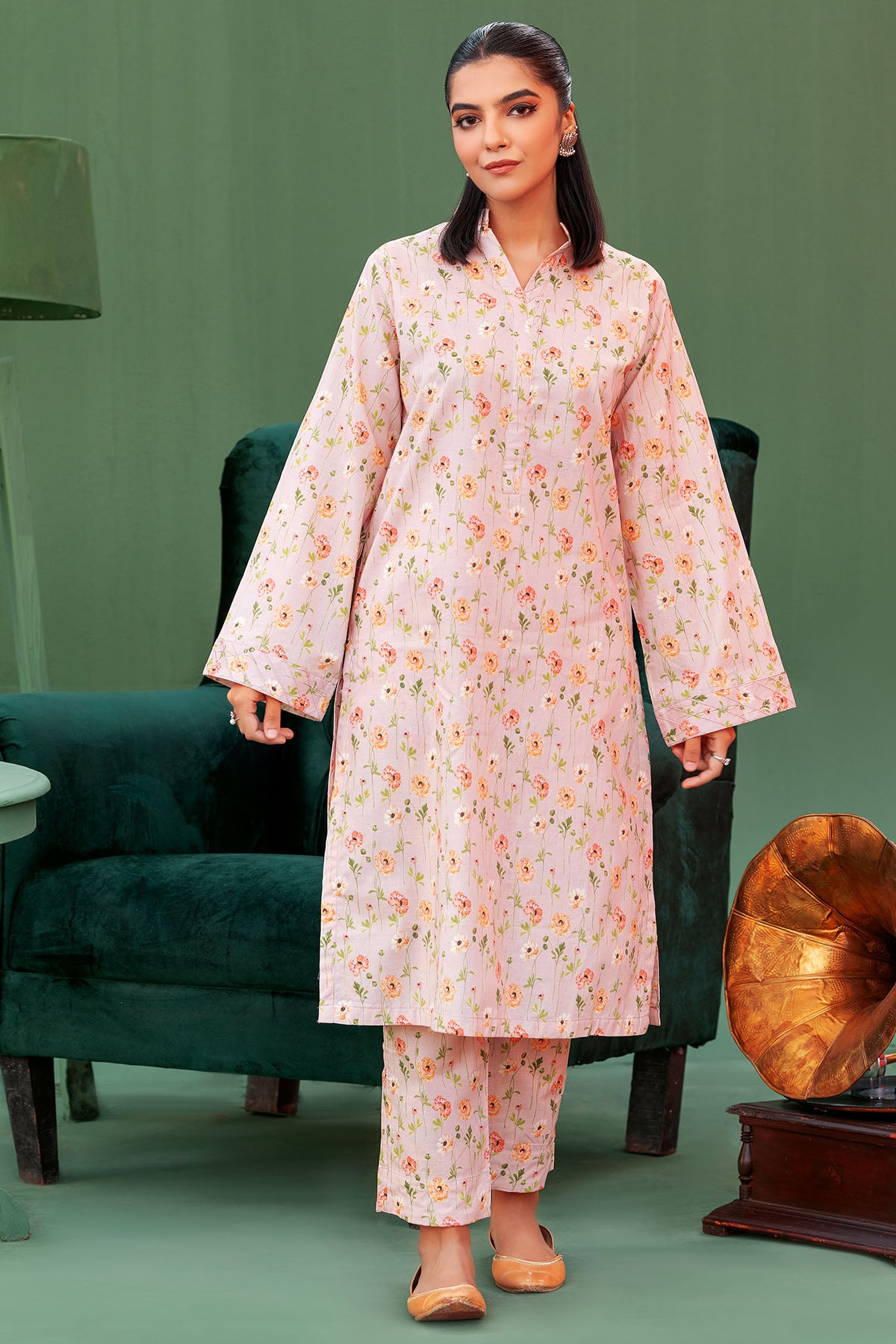 Pastel Pink Digital Printed Lawn Salwar Kameez (2-Piece) - Image 1