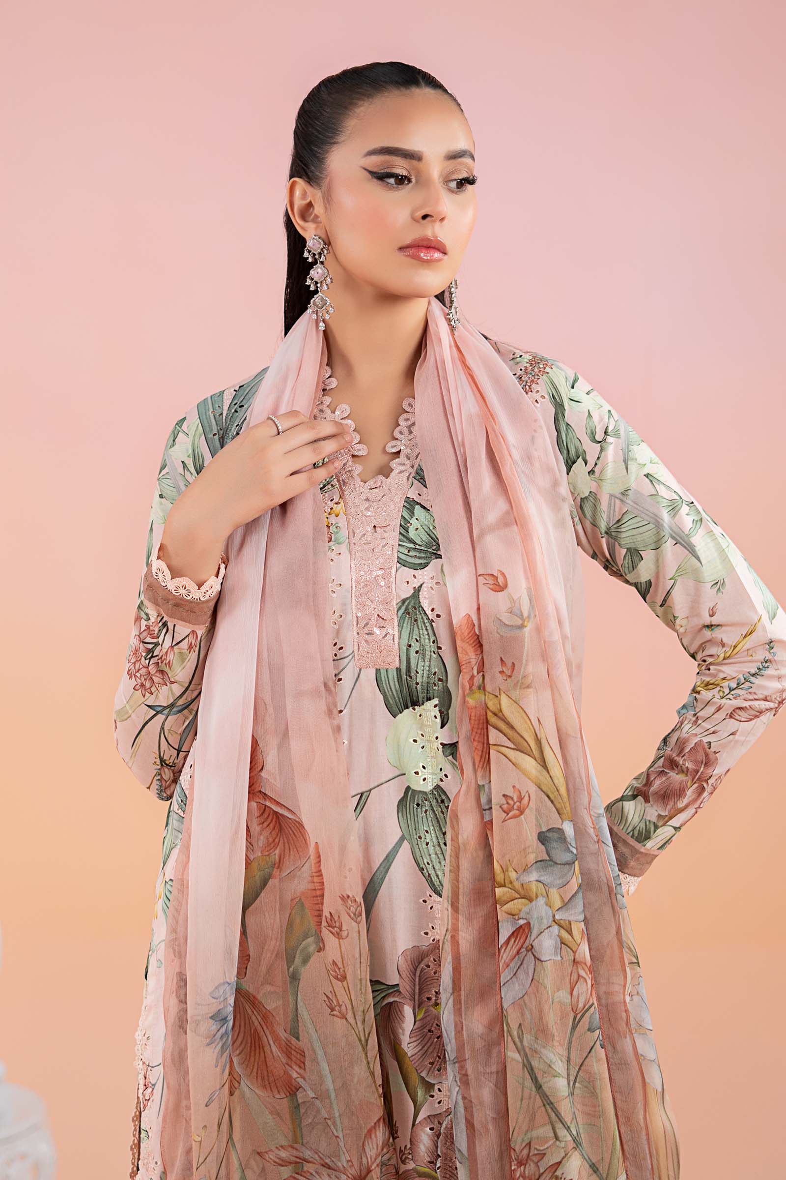 Peach Embroidered Lawn 3-Piece Suit - Image 3