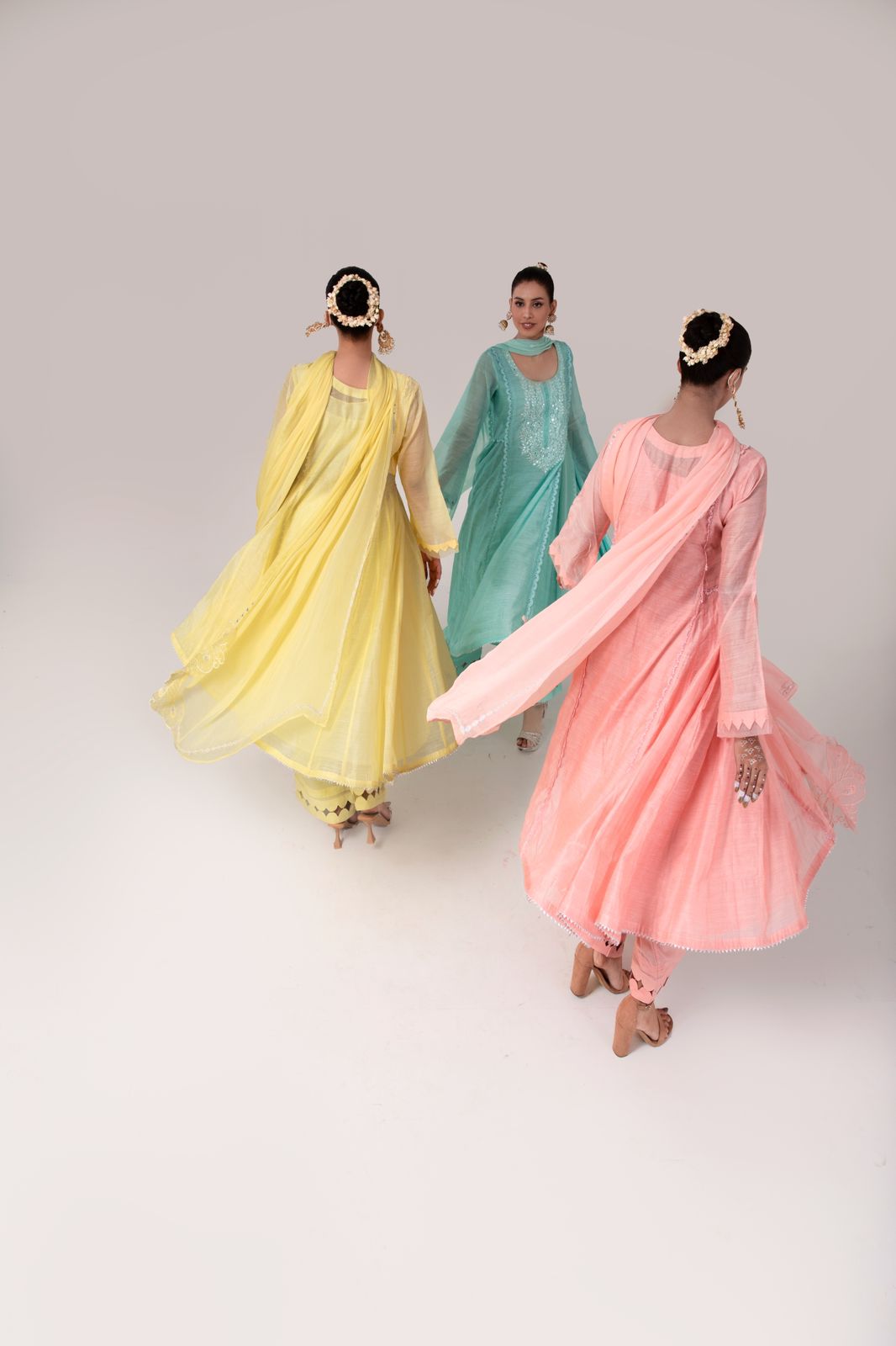 Peach Mirror-Work Lawn Salwar Kameez (3-Piece) - Image 3