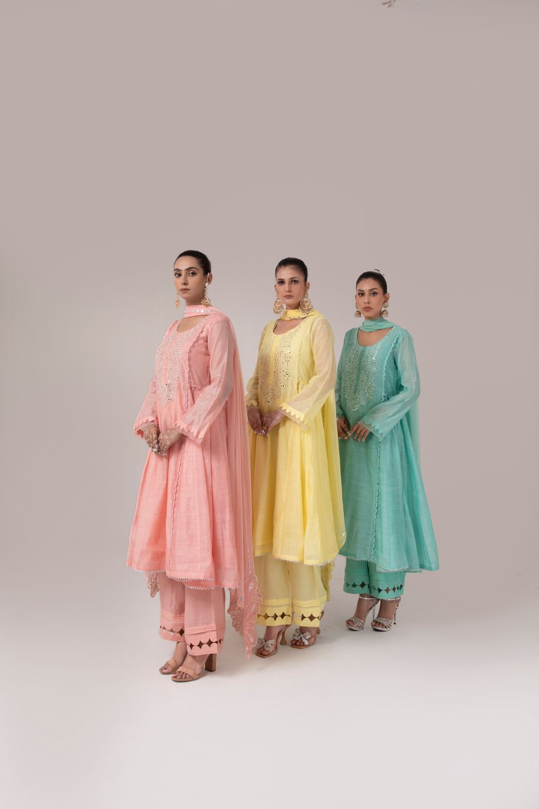 Peach Mirror-Work Lawn Salwar Kameez (3-Piece) - Image 4