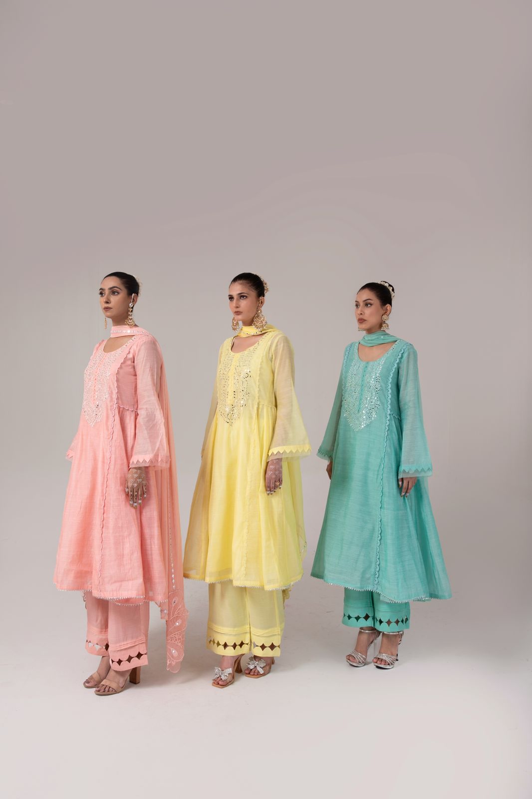 Peach Mirror-Work Lawn Salwar Kameez (3-Piece) - Image 6