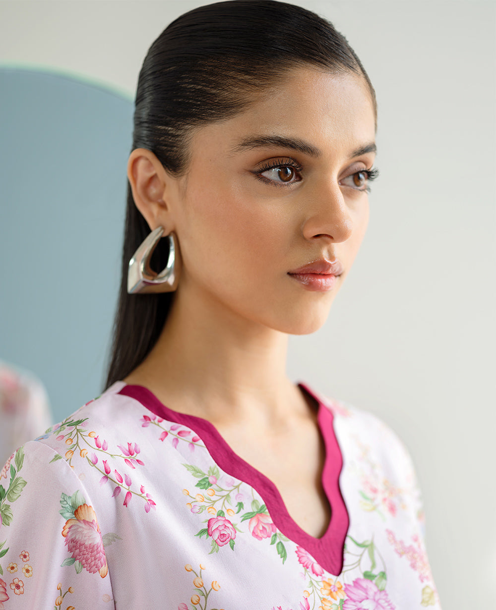 Pakistani Powder Pink Printed Lawn & Cambric 2-Piece Co-ord Set - Image 7