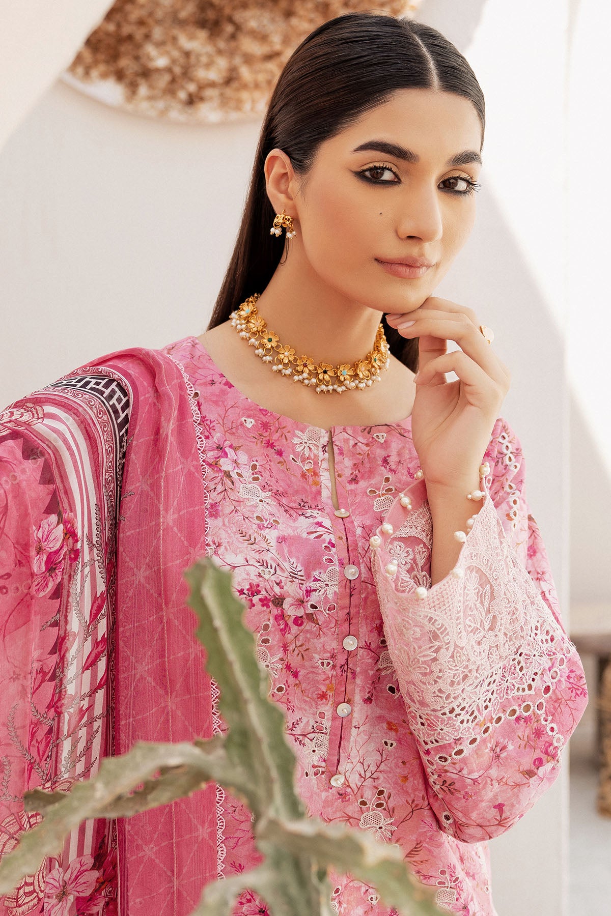 Pink Schiffli Embroidered Lawn 3-Piece Suit - Image 2