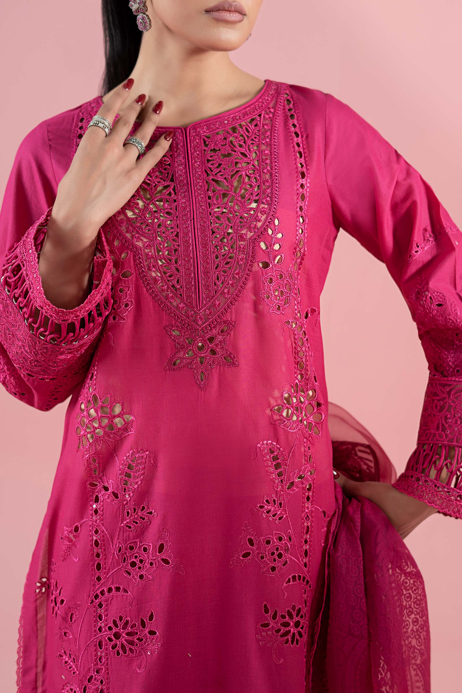 Pink Embroidered Lawn 3-Piece Salwar Kameez - Image 13