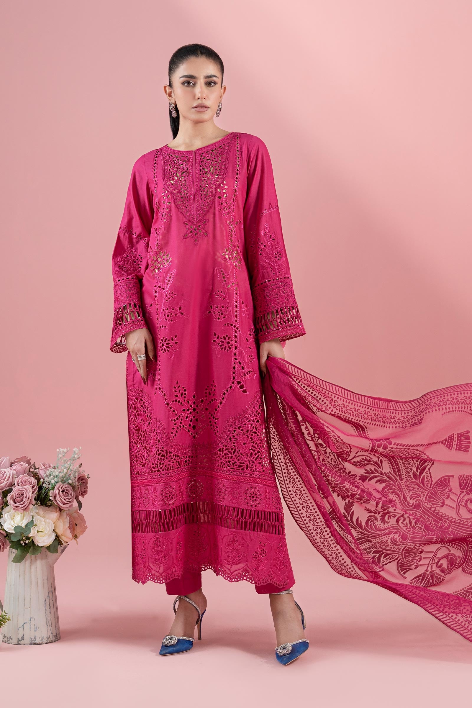 Pink Embroidered Lawn 3-Piece Salwar Kameez - Image 7