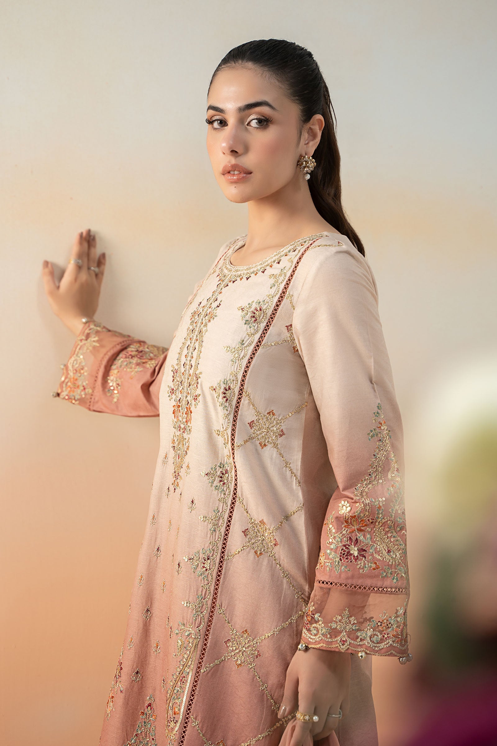 Pakistani Pink Embroidered Self Jacquard Lawn 3-Piece Suit - Image 3