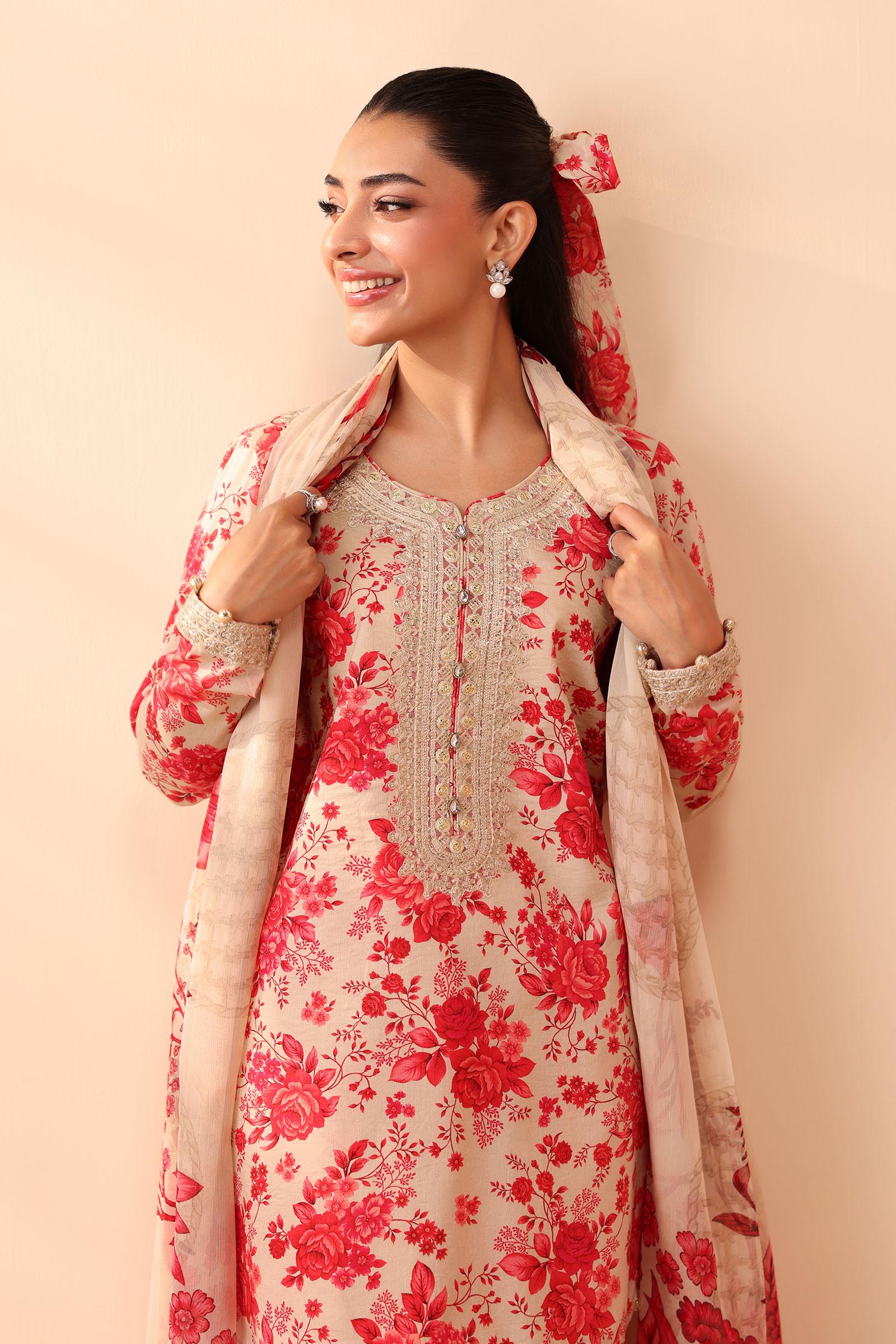 Pink Embroidered Lawn & Cambric Salwar Kameez (3-Piece) - Image 2