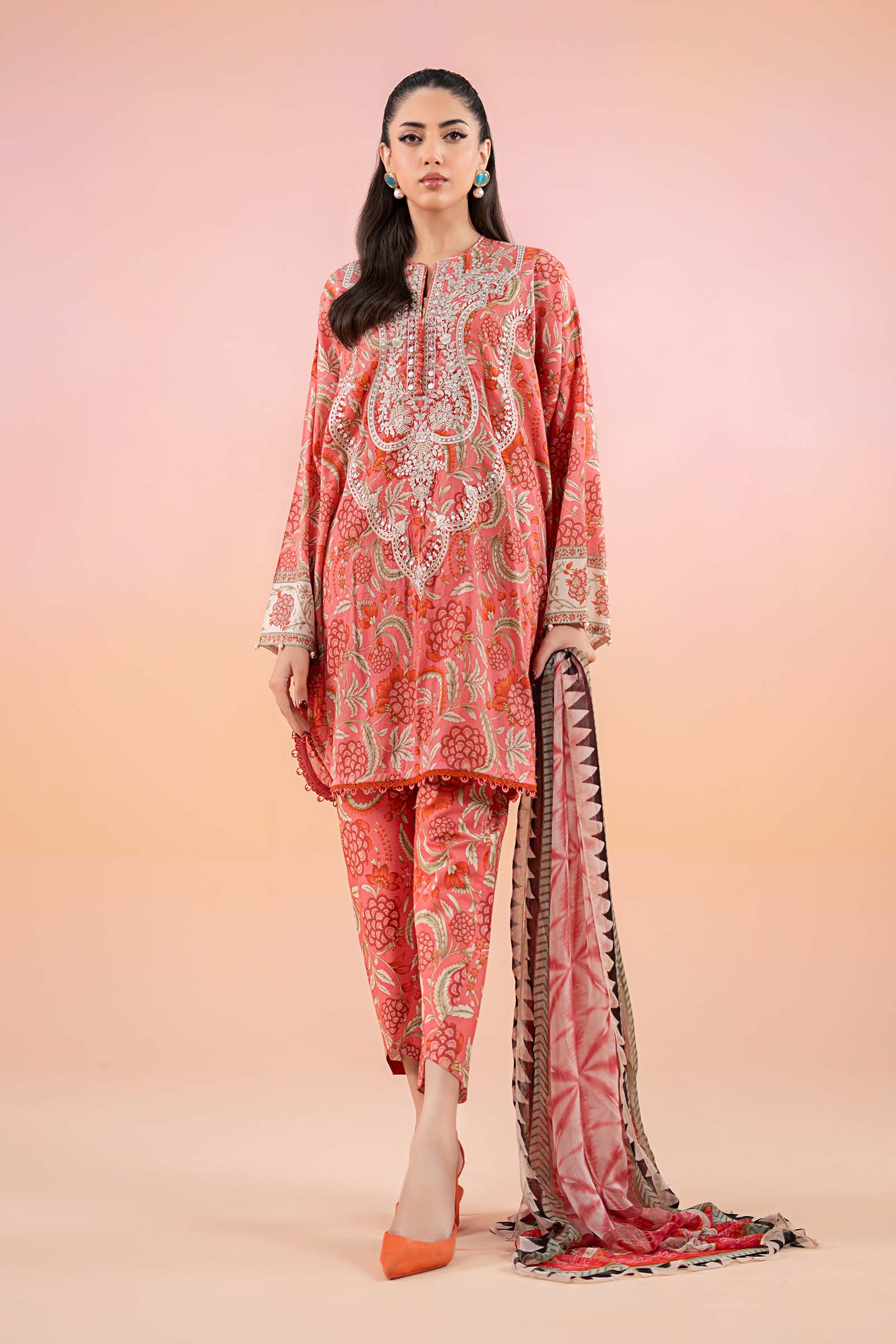 Pink Embroidered Lawn 3-Piece Suit - Image 1