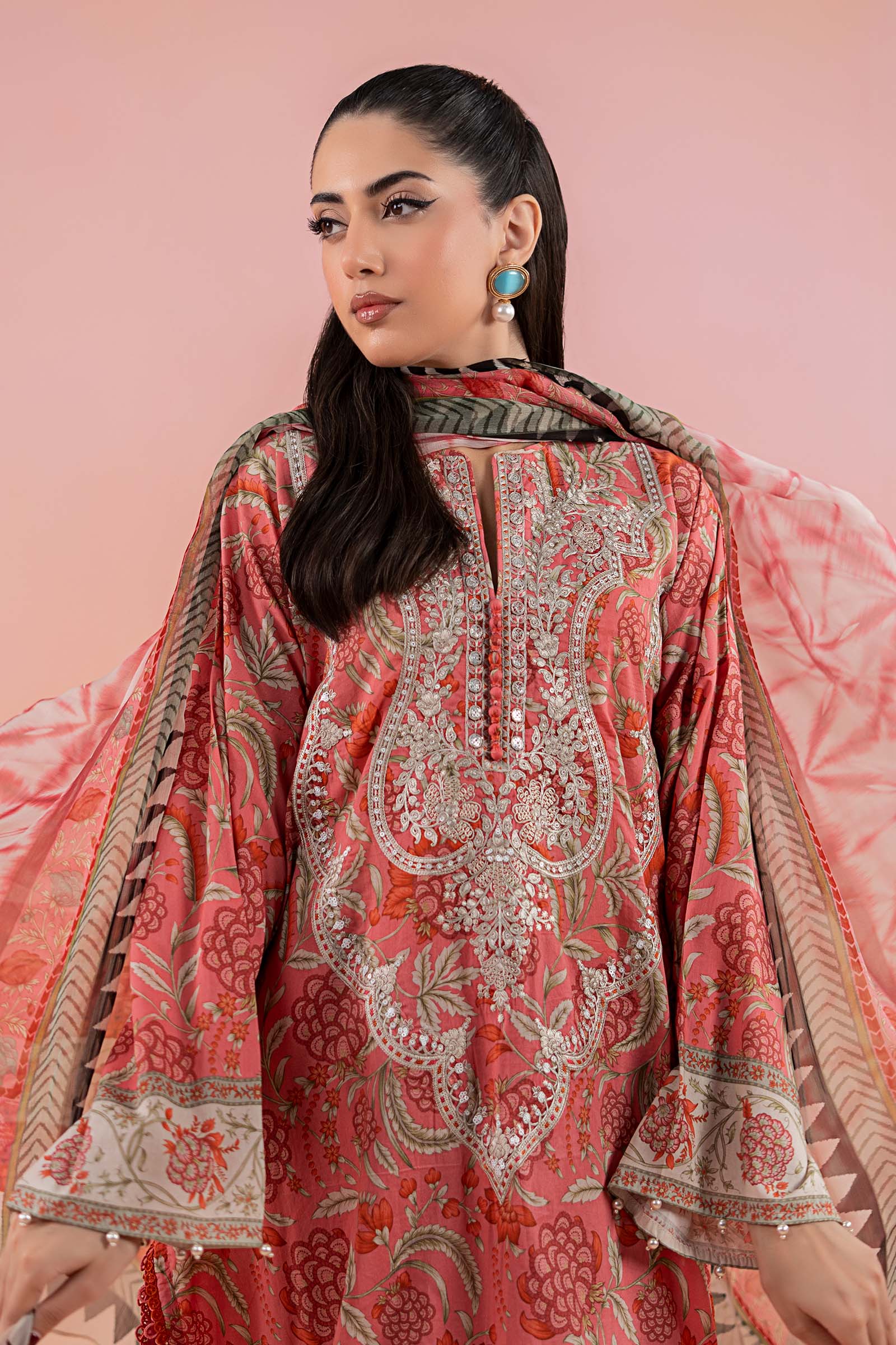 Pink Embroidered Lawn 3-Piece Suit - Image 2