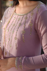 Pakistani Powder Pink Kundun & Crystal Net Salwar Kameez (3-Piece) - Image 8