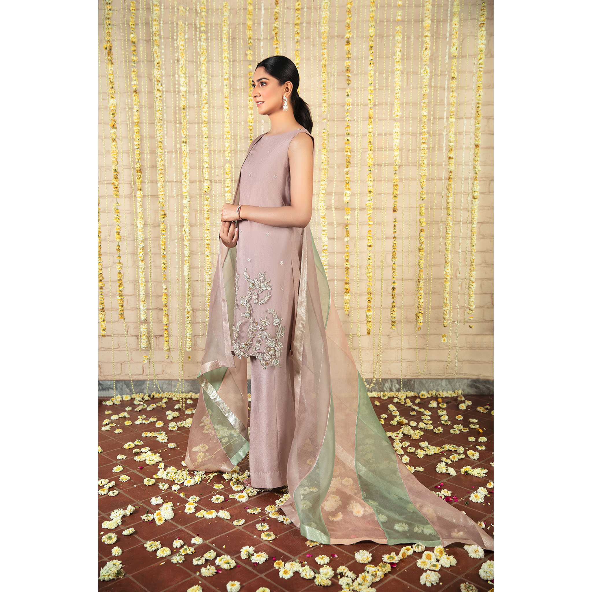 Mauve Embroidered Organza Salwar Kameez (3-Piece) - Image 3