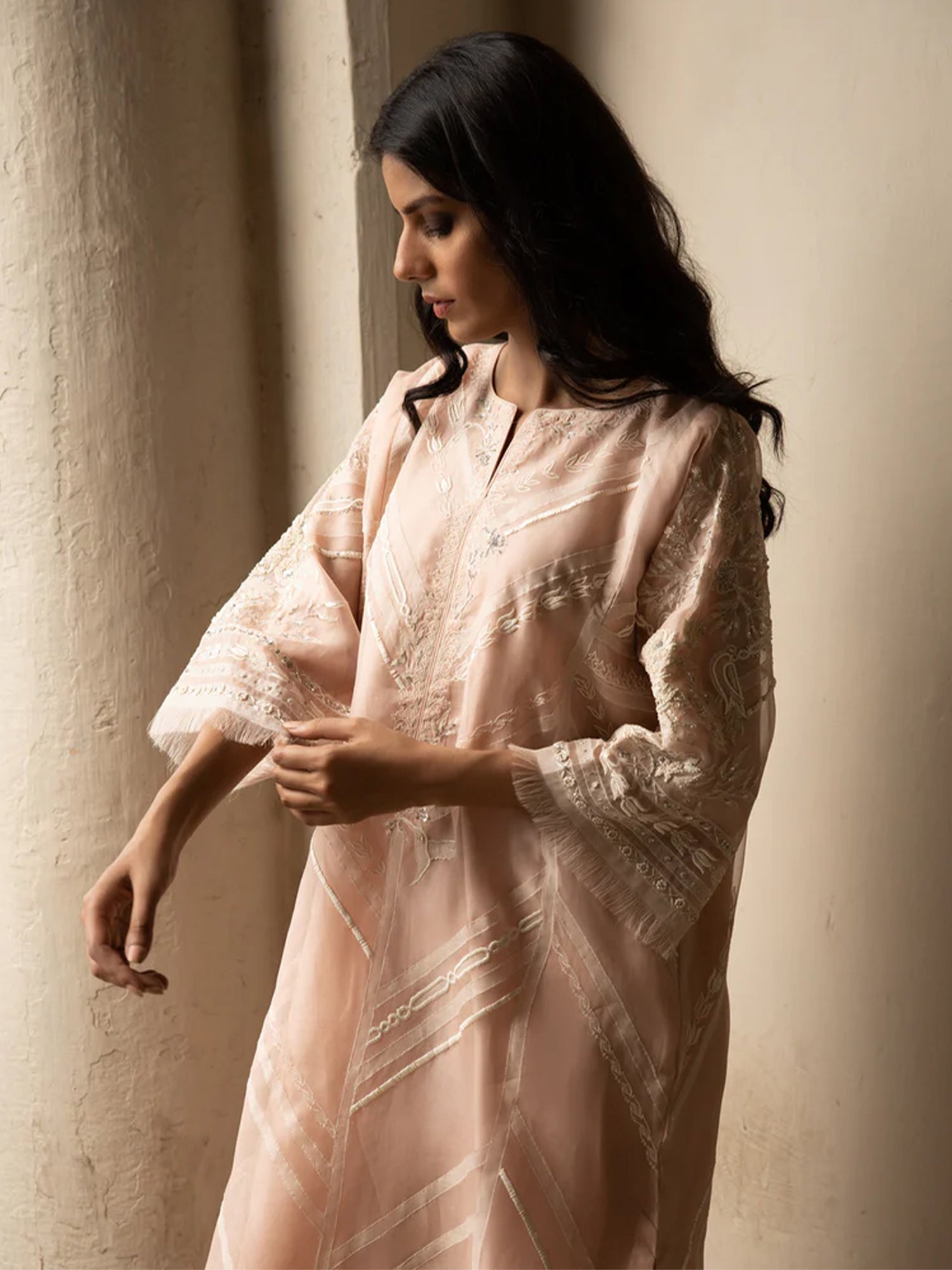 Blush Pink Embroidered Organza Salwar Kameez (2-Piece) - Image 2